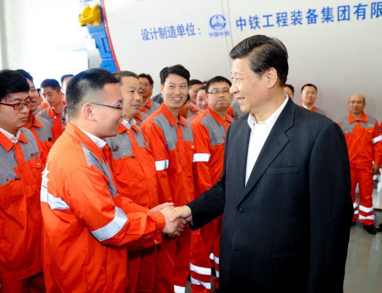 习近平总书记视察中铁装备集团